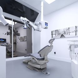 WLA Dental Center - Our private treatment suites are equipped with the latest advancements in healthcare, including Intra-oral cameras.