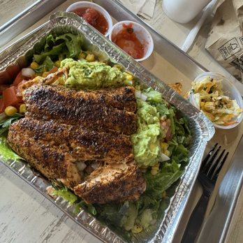 Chiloso Mexican Bistro - Salmon Bowl - Bars Near Me - Richardson, Texas