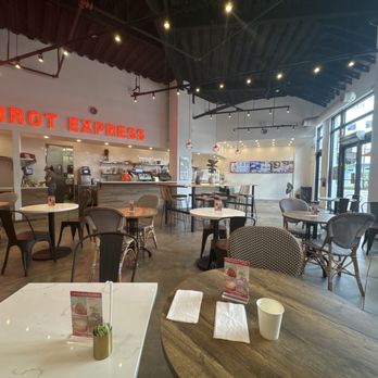 Carrot Express - Salad Near Me - Doral, Florida