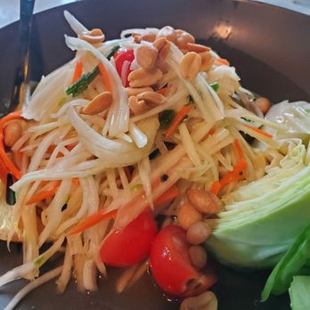 Amara Thai Cuisine - Thai papaya salad - Thai Near Me - Woodland, California