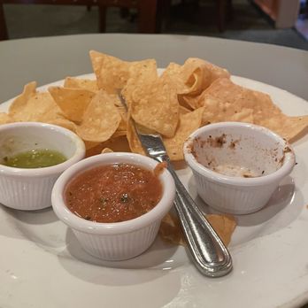 Pueblo Solis - Complementary chips and salsa - Mexican Near Me - Saint Louis, Missouri Pueblo Solis - Complementary chips and salsa - Mexican Near Me - Saint Louis, Missouri