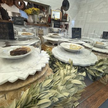 Common Tart - Pies - Bakeries Near Me - Tulsa, Oklahoma