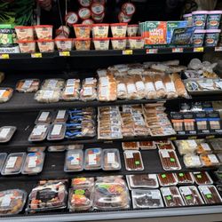 South Dayton Supermarket - Prepared foods ready to go