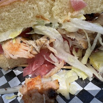 Silver King Smoke Lodge - Turkey sandwich, halved - Smokehouse Near Me - Pinetop-Lakeside, Arizona