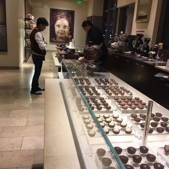Fran's Chocolates - Chocolatiers & Shops Near Me - Seattle, Washington Fran's Chocolates - Chocolatiers & Shops Near Me - Seattle, Washington