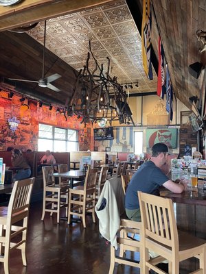 M.L.Rose Craft Beer & Burgers - Sylvan Park by null
