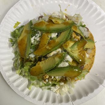 La Herradura - Tostada vegetariana - Food Trucks Near Me - Modesto, California