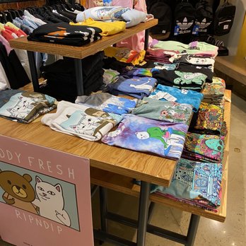 Zumiez - Fashion Near Me - Hanover, Maryland Zumiez - Fashion Near Me - Hanover, Maryland