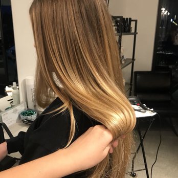 Regina Does - Hair Salons Near Me - Brea, California