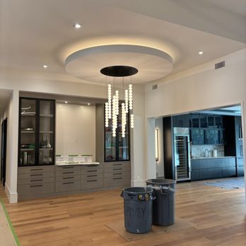 Gibson's Electrical & Lighting - Dining room - Electricians Near Me - Statesville, North Carolina Gibson's Electrical & Lighting - Dining room - Electricians Near Me - Statesville, North Carolina