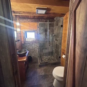 Nova Cleaning Solutions - Bathroom after clean - Home Cleaning Near Me - Waynesville, North Carolina Nova Cleaning Solutions - Bathroom after clean - Home Cleaning Near Me - Waynesville, North Carolina