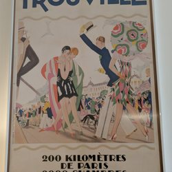 Pipelettes & Co. - Lots of art and posters to entertain