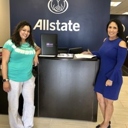 Allstate Insurance: Herminia Sitter - Giving back to the community... Purple Purse financial curriculum donated to the Montgomery County Women's Center