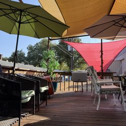 Master Hand Wash Auto Detail - Outdoor seating area