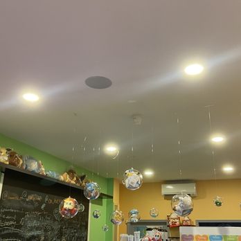 Mochick Tea - decor - Chinese Near Me - Brooklyn, New York