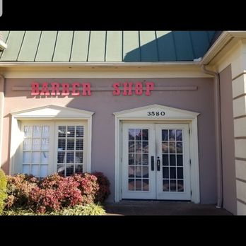Brown's Barbershop - Comfortable family barber shop with love and happiness to share with Great haircut that will give you that Smooth Image you be looking for - Barbers Near Me - Memphis, Tennessee Brown's Barbershop - Comfortable family barber shop with love and happiness to share with Great haircut that will give you that Smooth Image you be looking for - Barbers Near Me - Memphis, Tennessee