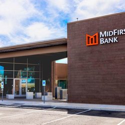 MidFirst Bank - Exterior of MidFirst banking center location on Anthem Way in Anthem, Arizona.