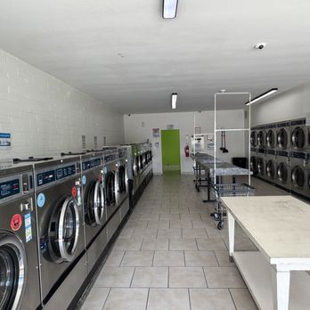 Newport Laundry - Laundromat Near Me - Newport Beach, California Newport Laundry - Laundromat Near Me - Newport Beach, California