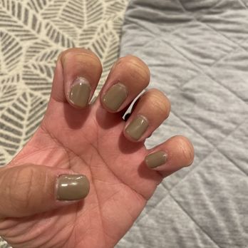 Golden Nails - Nails chipping - Nail Salons Near Me - Castro Valley, California