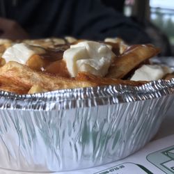 Cantine Maude - Fabuleuse poutine