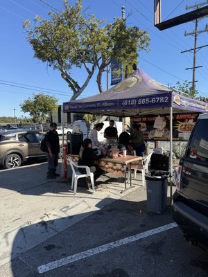 Tacos De Canasta El abuelo by null