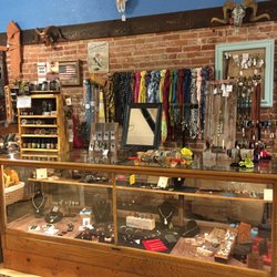 Atomic 79 Boots & Western Gear - Jewelry and knives.