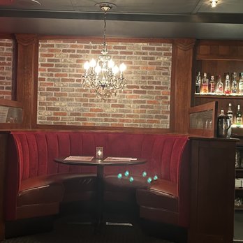 Ace Gillett's - Lounges Near Me - Fort Collins, Colorado