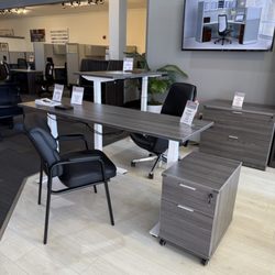Freedman's Office Furniture - Tampa Office Furniture Showroom