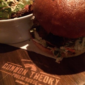 Common Theory - Spicy chicken burger with side salad - Gastropubs Near Me - San Diego, California
