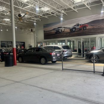 AutoNation Toyota Weston - Service station - Car Dealers Near Me - Davie, Florida AutoNation Toyota Weston - Service station - Car Dealers Near Me - Davie, Florida