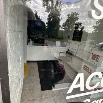 US Storage Centers - Empty office at 10:30AM. Supposed to open at 9:30AM - Self Storage Near Me - Mohegan Lake, New York US Storage Centers - Empty office at 10:30AM. Supposed to open at 9:30AM - Self Storage Near Me - Mohegan Lake, New York