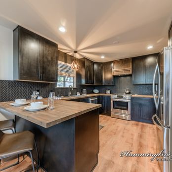 Hummingbird Cabins - Wolf Lodge fully stocked kitchen with upgraded appliances. - Vacation Rentals Near Me - Ruidoso, New Mexico Hummingbird Cabins - Wolf Lodge fully stocked kitchen with upgraded appliances. - Vacation Rentals Near Me - Ruidoso, New Mexico