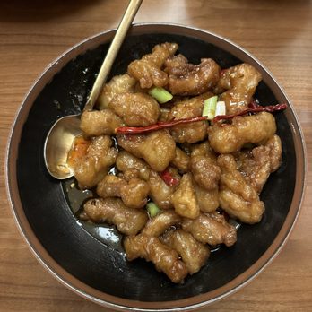 The Noodle Den - Crispy orange chicken - IG @bougiefoodieboi - Chinese Near Me - Las Vegas, Nevada The Noodle Den - Crispy orange chicken - IG @bougiefoodieboi - Chinese Near Me - Las Vegas, Nevada