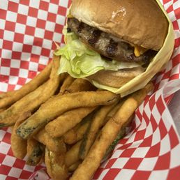 Cheeseburger and fried zucchini combo Cheeseburger and fried zucchini combo