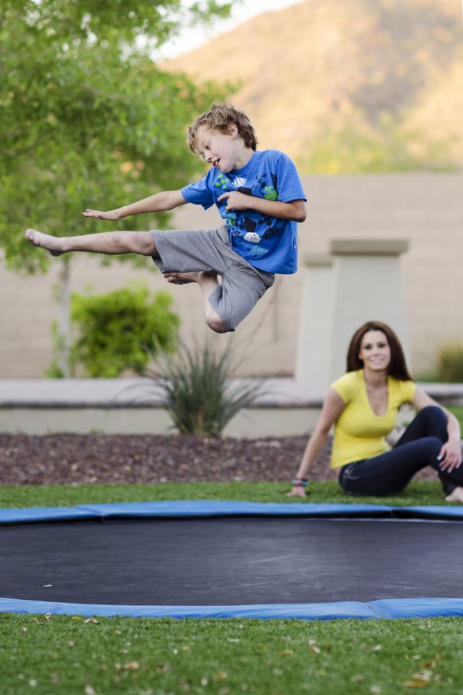 In-Ground Trampolines Logo
