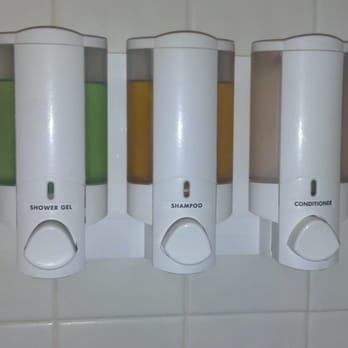 Pear Tree Inn Sikeston - Shower stuff - Hotels Near Me - Sikeston, Missouri