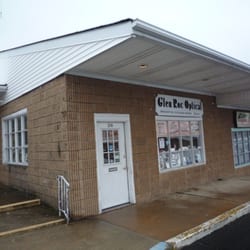 Glen Roc Optical - Glen Roc from the parking lot