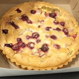 raspberry and rhubarb tart
