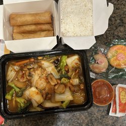 Great Wok Chinese Restaurant - Kung Pao Vegetables,  Egg Rolls, Steamed White Rice, Fortune Cookie & Almond with sauces and menu