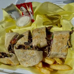 Royal Shawarma - Beef shawarma, fries and spicy pickles
