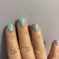 Diva Nails - Bumpy middle nail