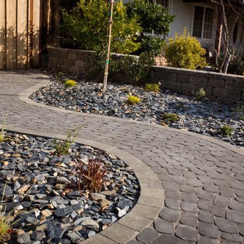 Swanson's Landscaping - Belgian cobble path - Landscaping Near Me