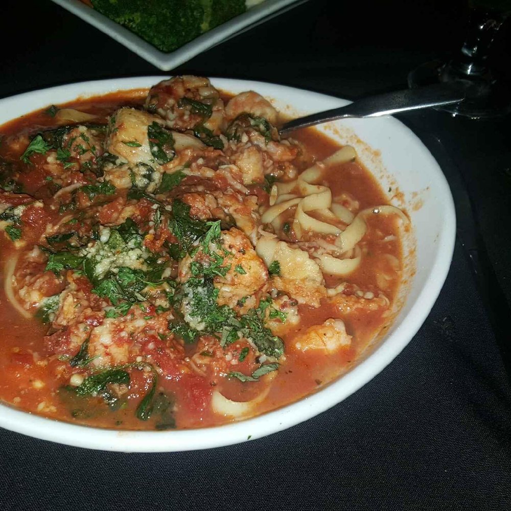 Rosie's Pub - Cioppino & Pasta - American Near Me - Bloomington, Illinois Rosie's Pub - Cioppino & Pasta - American Near Me - Bloomington, Illinois