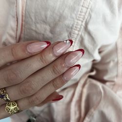 Bicolor Nail Studio - Red French tips with gems