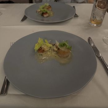Nine-Ten - Pan Seared Maine Scallops - Bars Near Me - La Jolla, California Nine-Ten - Pan Seared Maine Scallops - Bars Near Me - La Jolla, California