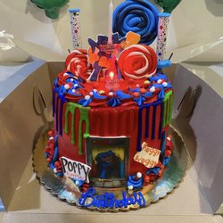 Oteri's Italian Bakery | Woodland Ave - 9" Layer Cake My Son customize, Poppy playtime cake