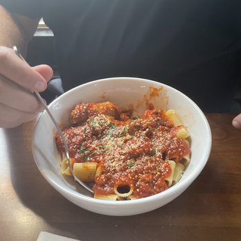 Scalessa's - Italian Near Me - Wilmington, Delaware
