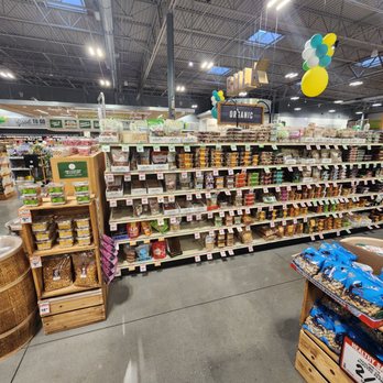 Sprouts Farmers Market - ORGANIC NUTS & BERRIES - Grocery Near Me - Miramar, Florida