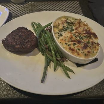 J. Gilbert's Wood-Fired Steaks & Seafood - 6 oz filet, cauliflower au gratin and green beans with pecans - Seafood Near Me - Des Peres, Missouri