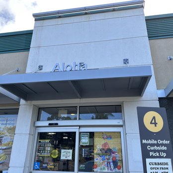McDonald's - the front of the restaurant - Burgers Near Me - Kaneohe, Hawaii